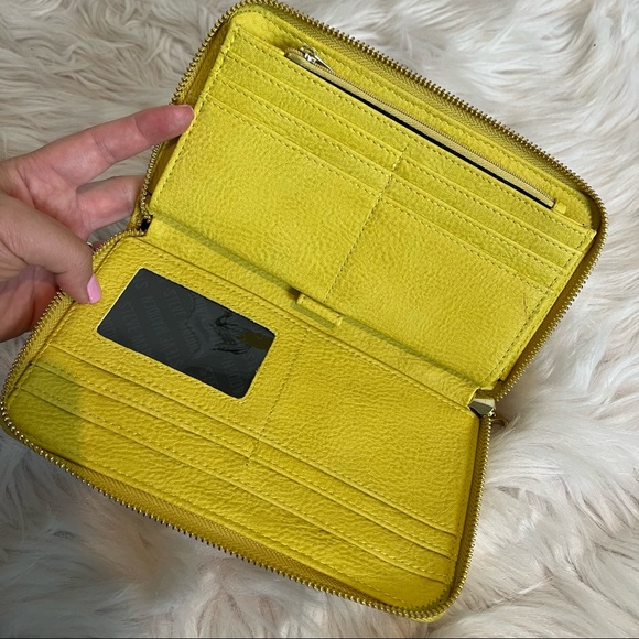 Steve Madden Neon Yellow Clutch/wristlet - Picture 5 of 10